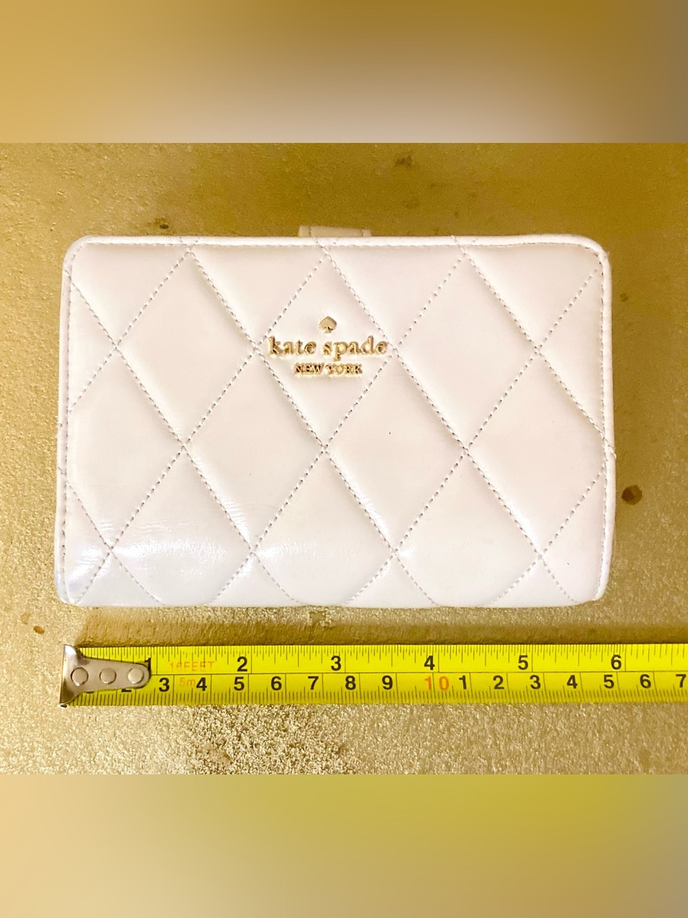Kate Spade Carey Quilted Leather Ivory  White Wallet - Picture 11 of 16